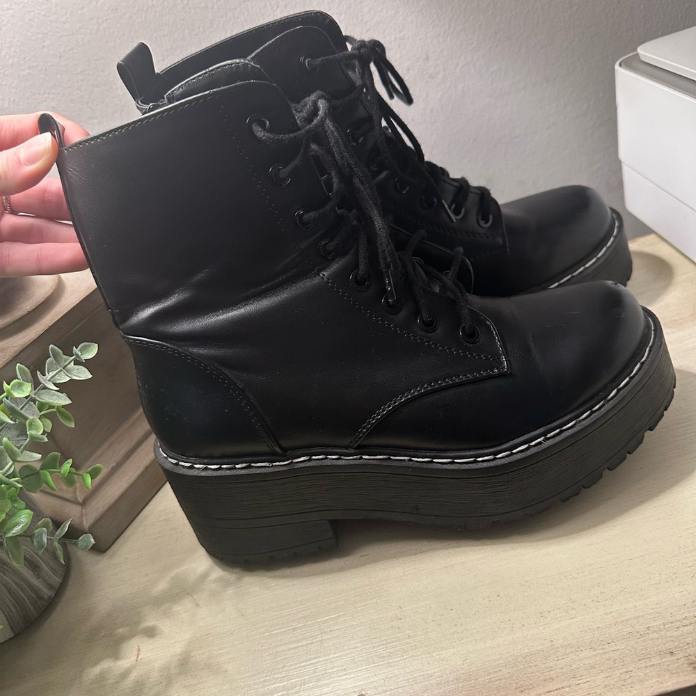 Black Platform Lace-Up Combat Boots - Picture 7 of 12